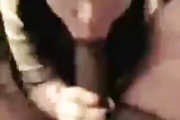 माँ उसके बेटे हस्तमैथुन और सेक्सी वीडियो एचडी फुल मूवी एक युवा के साथ सो रही पकड़ा