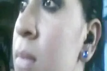 बड़े स्तन चरण माँ एक प्यारा आदमी है जो उसकी आत्मा पर जासूसी कर सेक्सी फुल एचडी मूवी रहा था चूमा